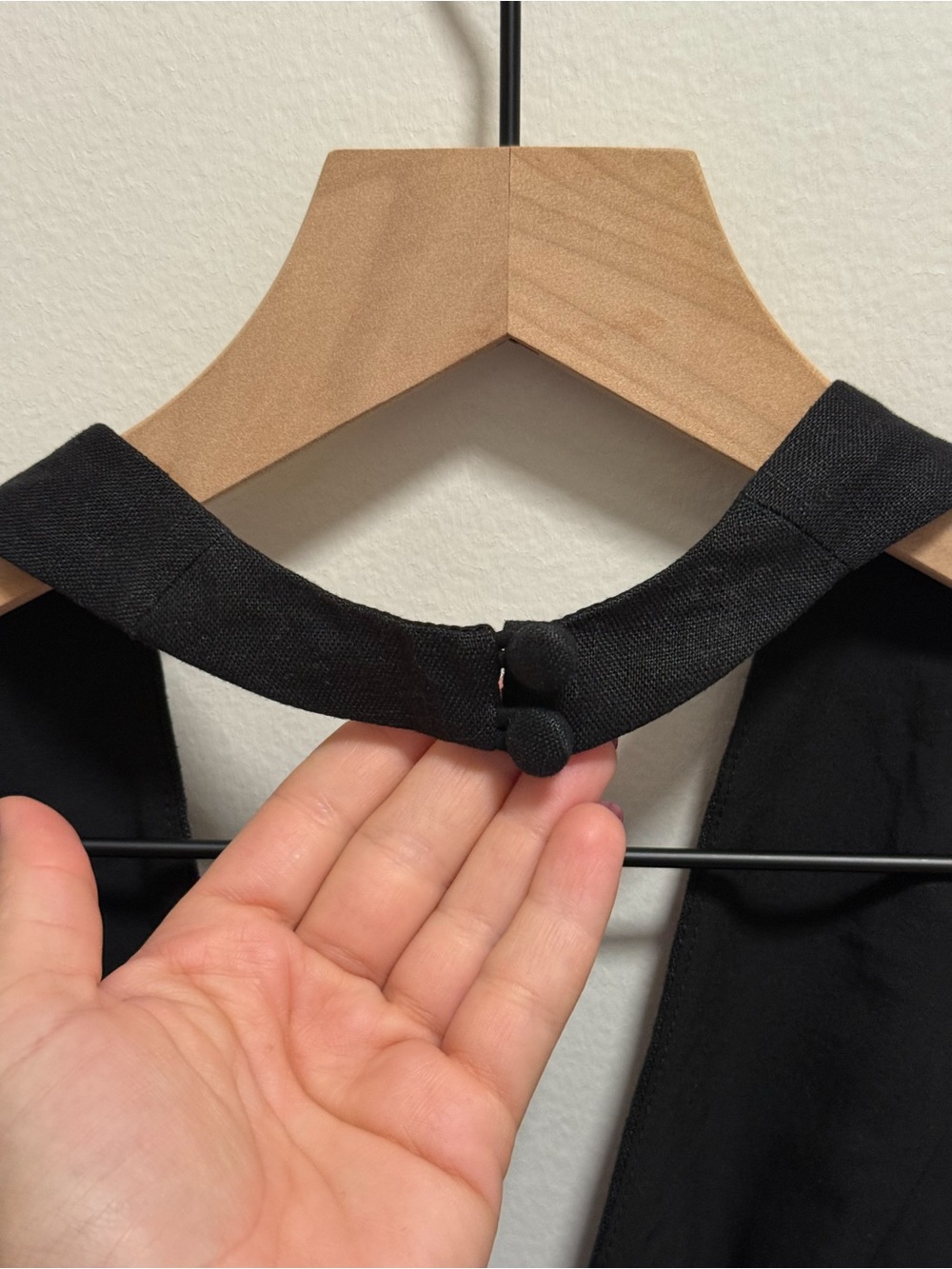 Reformation Sasha black linen top halter cropped tank casual summer trendy NWT 2 - Picture 9 of 10